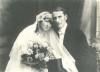 altes, schwarz-weißes Hochzeitsfoto von Max und Frieda Meerbaum